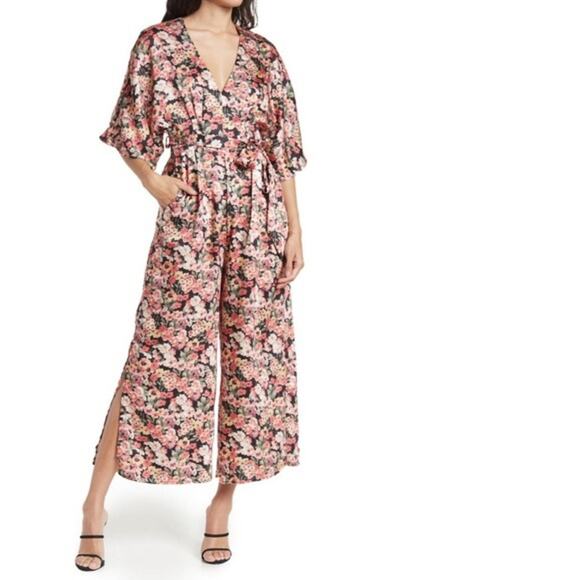 Maisie V-Neck Wide Leg Jumpsuit In Coral Yellow Floral Pattern -(b19) NWOT - Picture 2 of 7